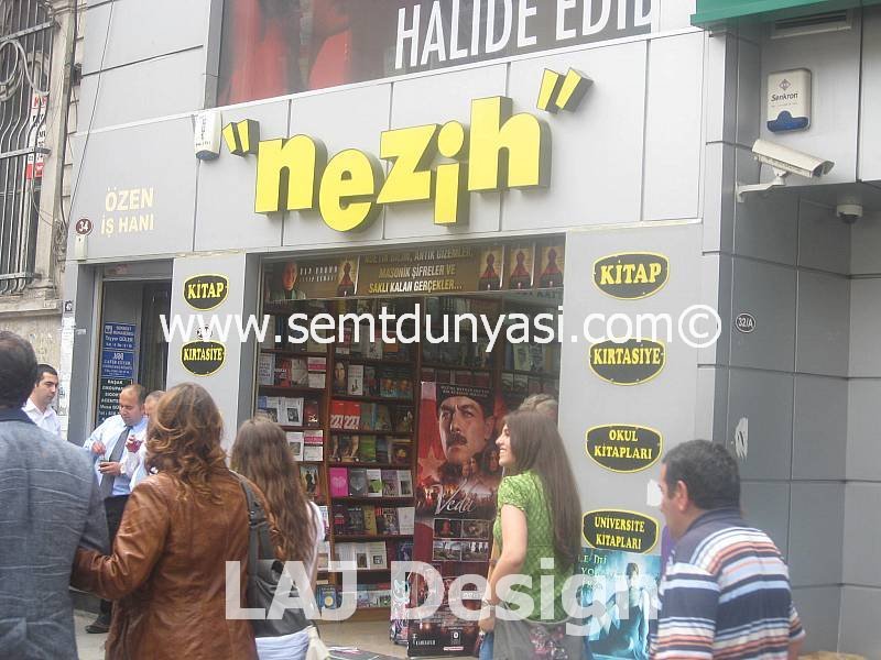 nezih kitapevi caferaga kadikoy semt dunyasi