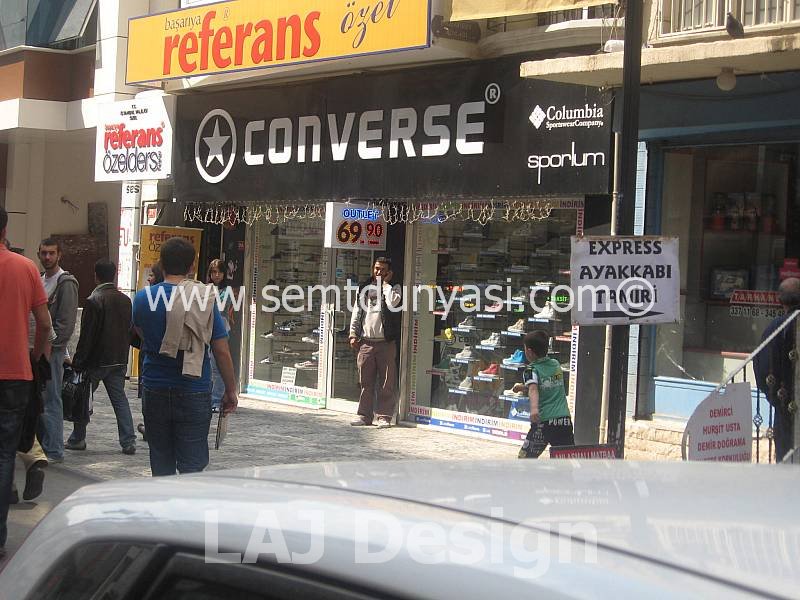 Converse Spor Ayakkabi Osmanaga Kadikoy Semt Dunyasi