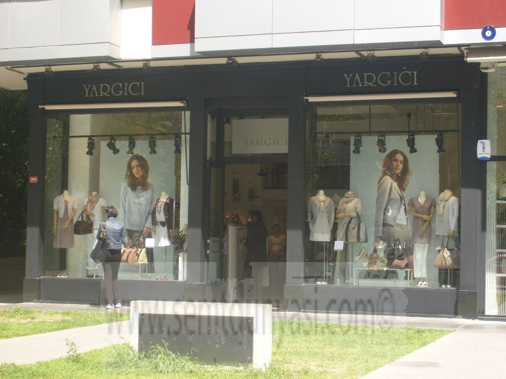 Yargici Giyim Caddebostan Semt Dunyasi