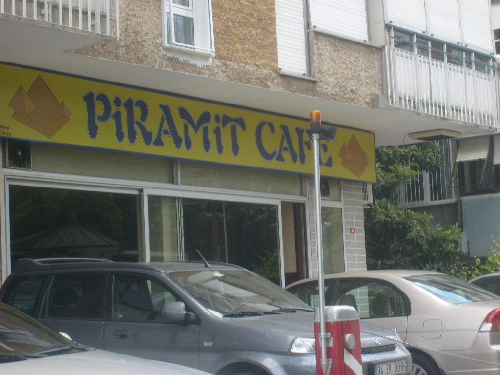 Fenerbahçe Istanbul Semt - Piramit Cafe fenerbahçe kadıköy istanbul anadolu yakası ...