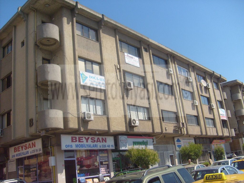 Yapi Is Merkezi No35 Hasanpasa Kadikoy Semt Dunyasi